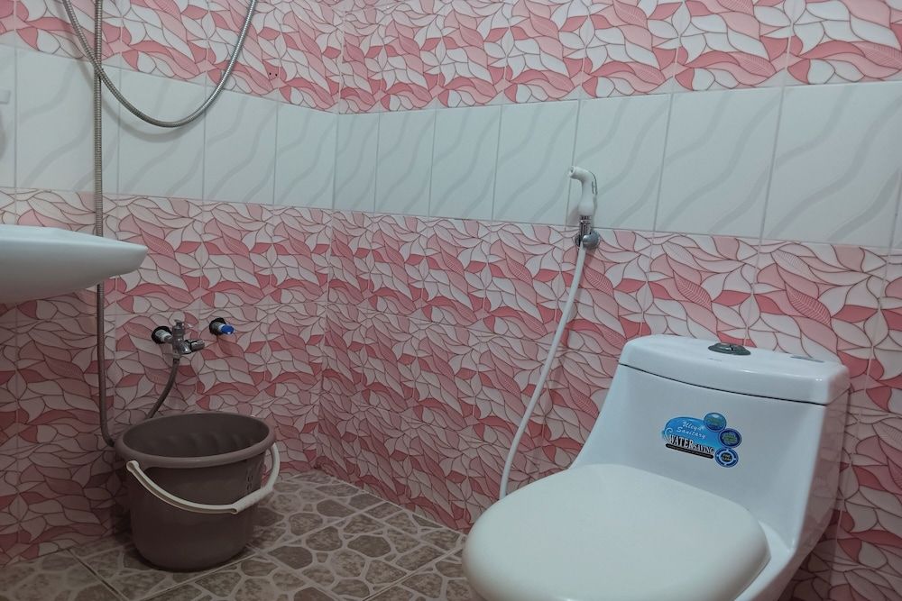 FNT Transient House near Hundred Islands Family Double Room 9