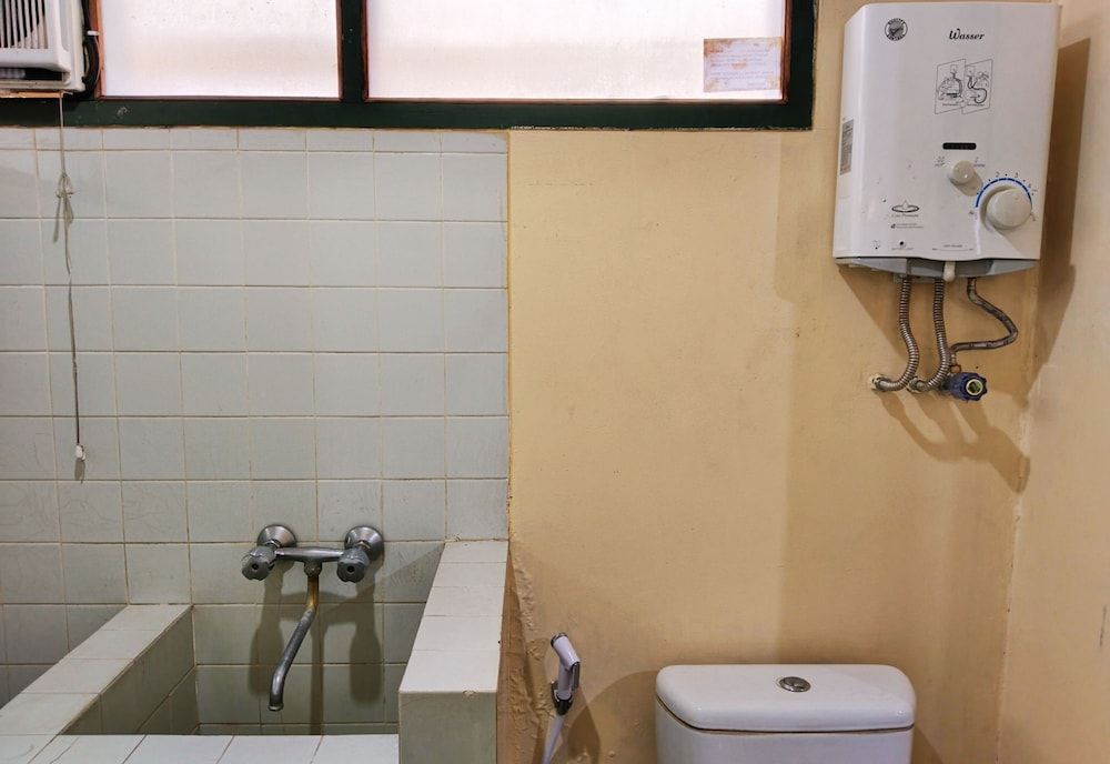 Hotel Grand Astoeti Standard Double Room 8