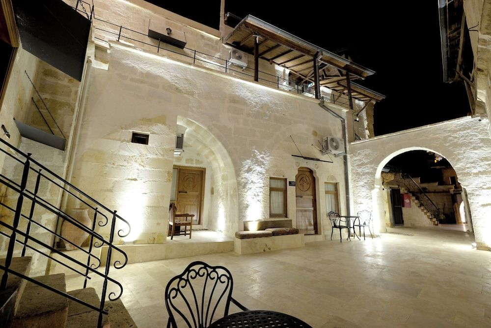 Arkeles Suites