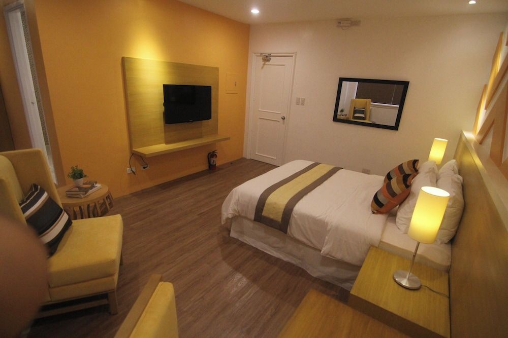 Bryan Condo Suites Makati near Airport Standard Queen 9