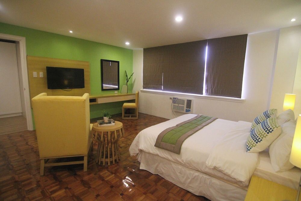 Bryan Condo Suites Makati near Airport Standard Queen 13