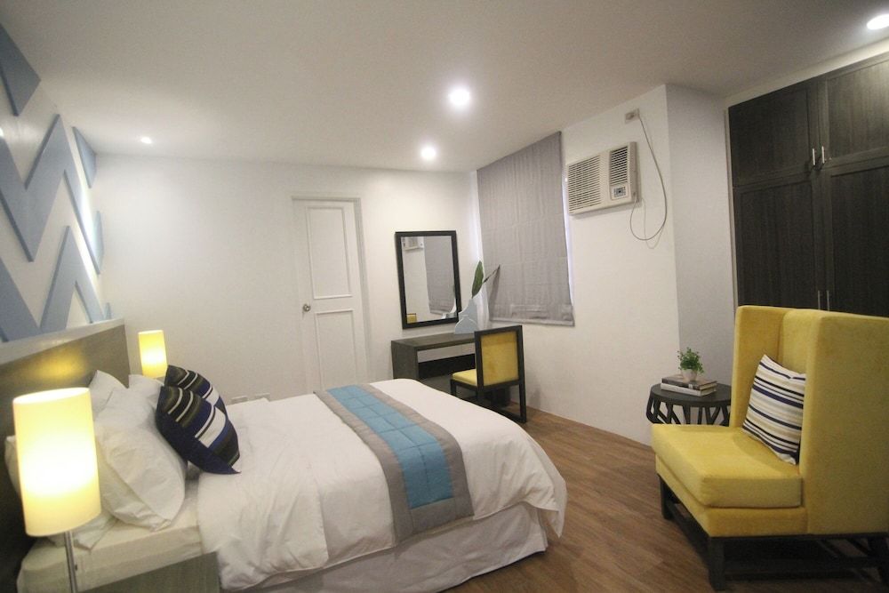 Bryan Condo Suites Makati near Airport Standard Queen 3