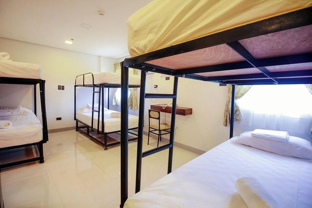 Belltower CSheLi Suites Bantay - Vigan Family Room