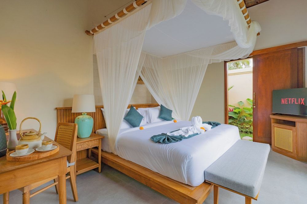 Deluxe Villa Pool View With Free Benefit
