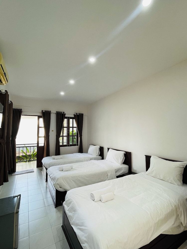 Triple Room, Balcony, Garden View