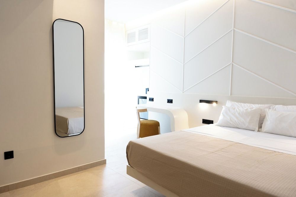 Celestial by Mike Deluxe Triple Room, Balcony, Sea View 27