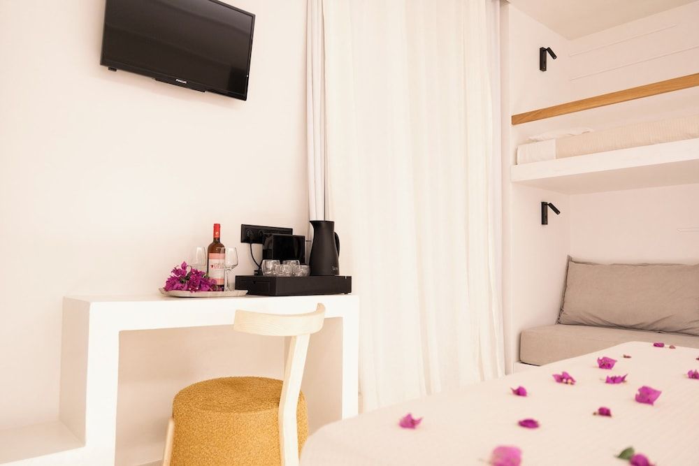 Celestial by Mike Family Quadruple Room, Balcony, Mountain View