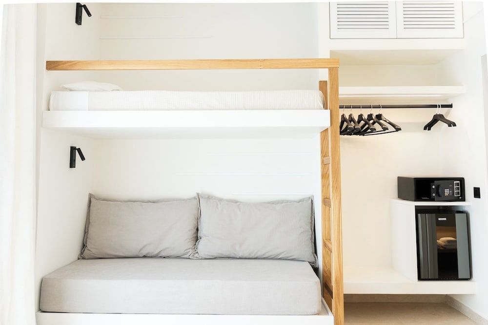 Celestial by Mike Family Quadruple Room, Balcony, Mountain View 5