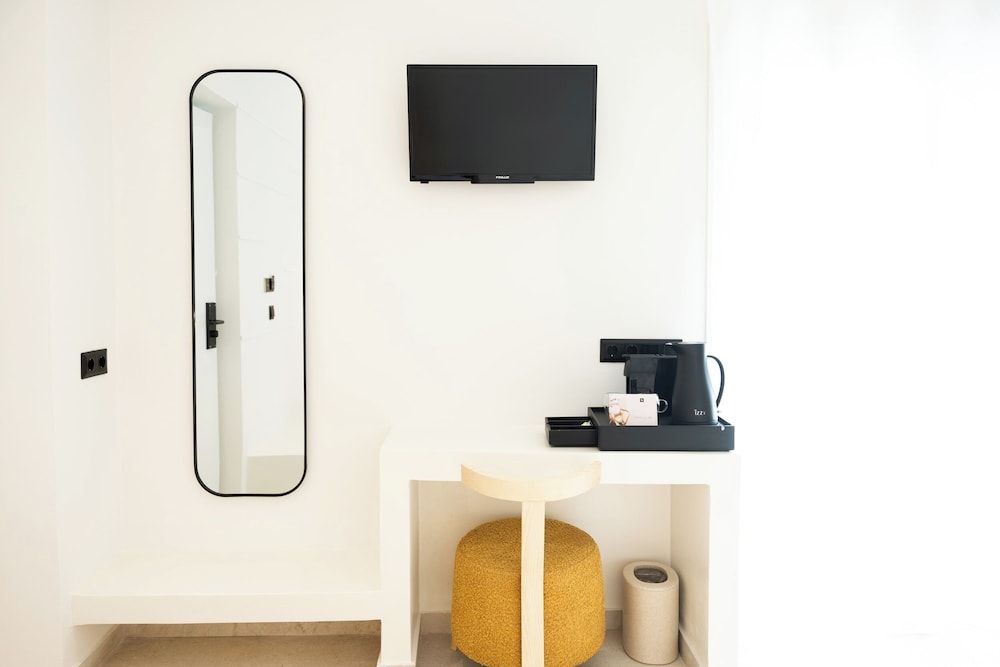 Celestial by Mike Family Quadruple Room, Balcony, Mountain View 13