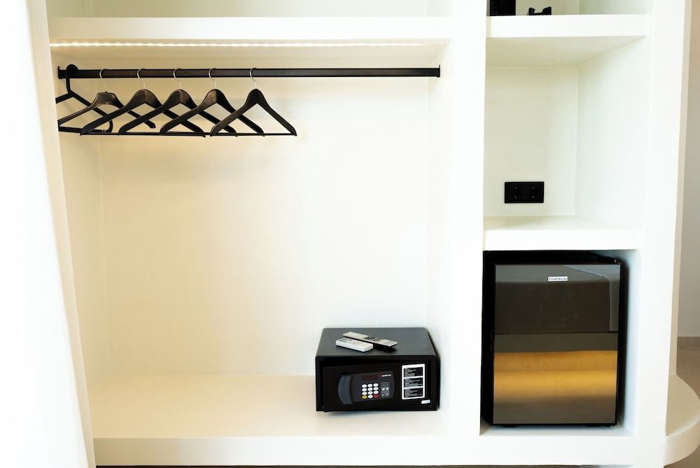 Celestial by Mike Deluxe Triple Room, Balcony, Sea View 30