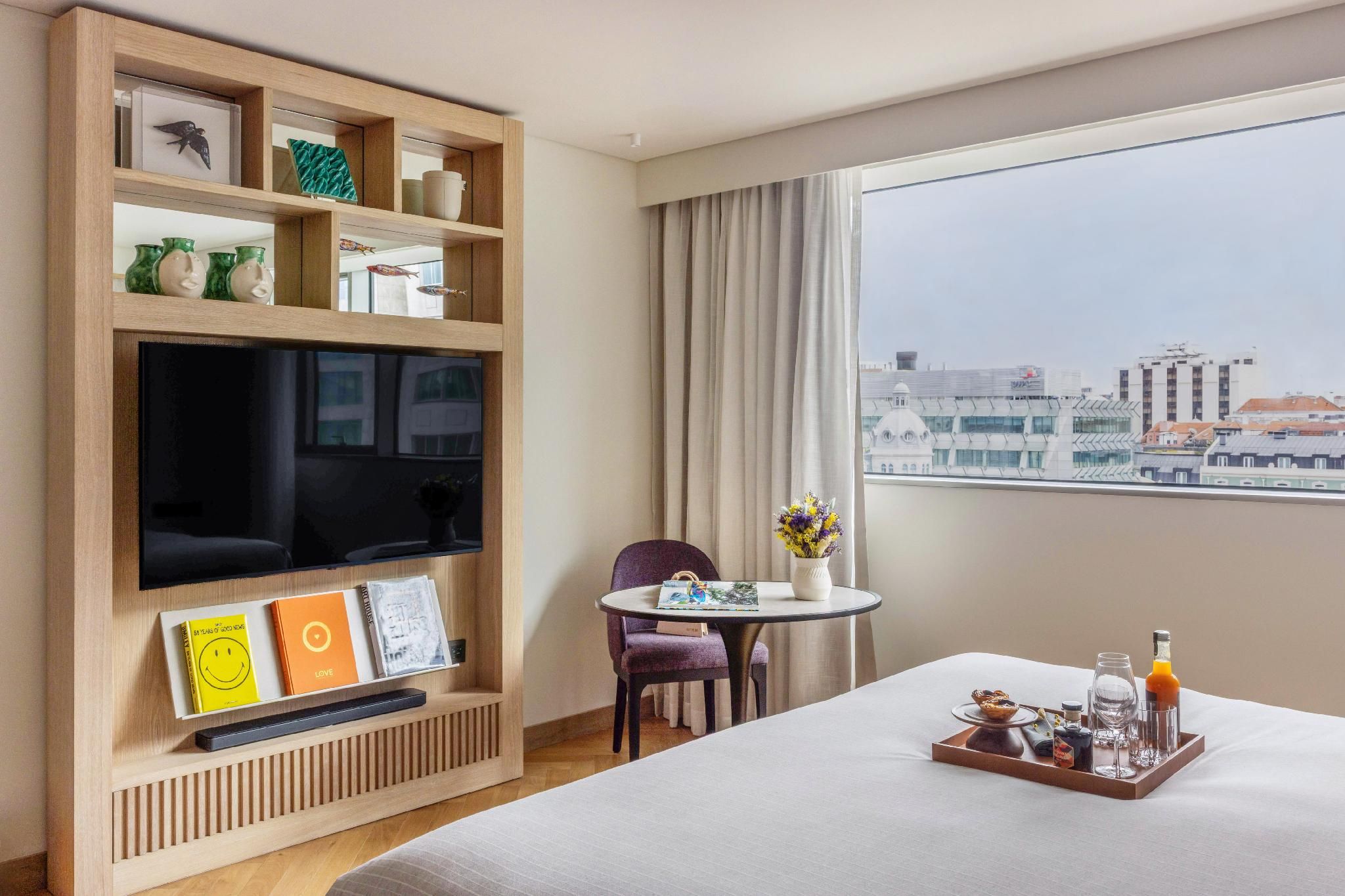 SUPERIOR ME STREET VIEW