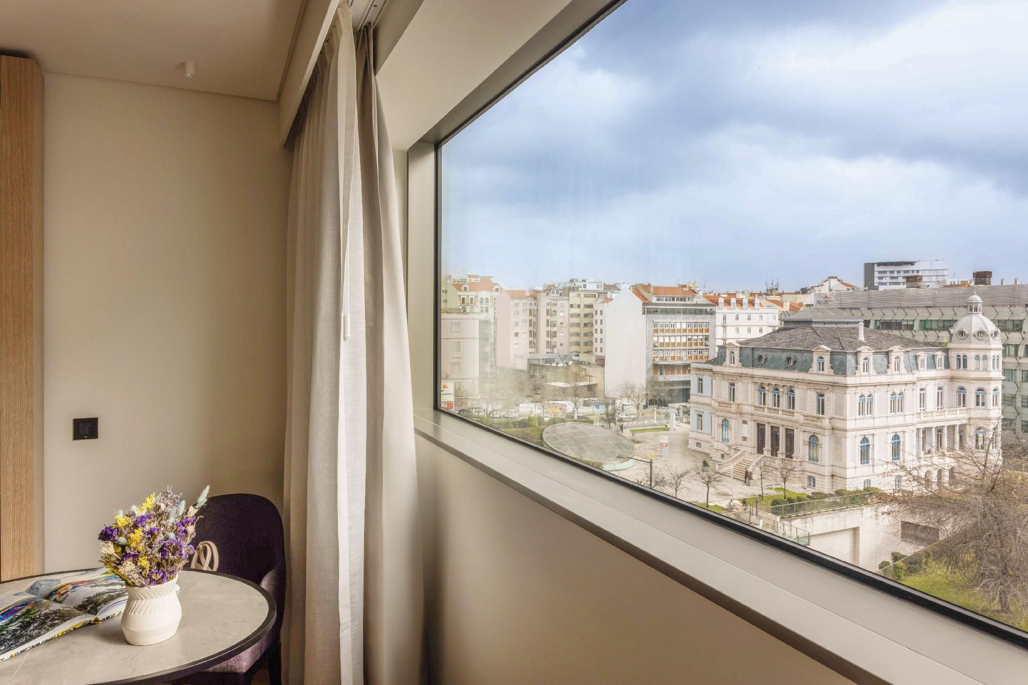 SUPERIOR ME PALACE VIEW