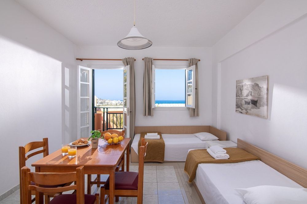 Family Apartment with Sea View