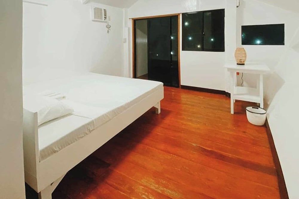 Mazawa Siargao Quadruple Room