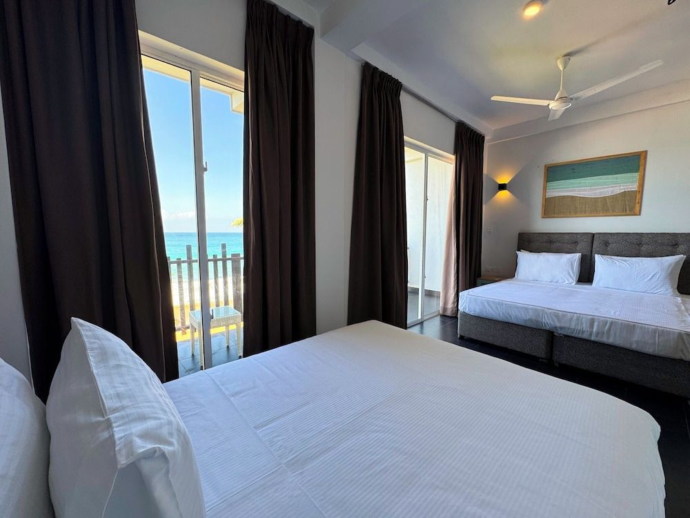 MOI Induruwa by DBI Family Room, Balcony, Sea View 5