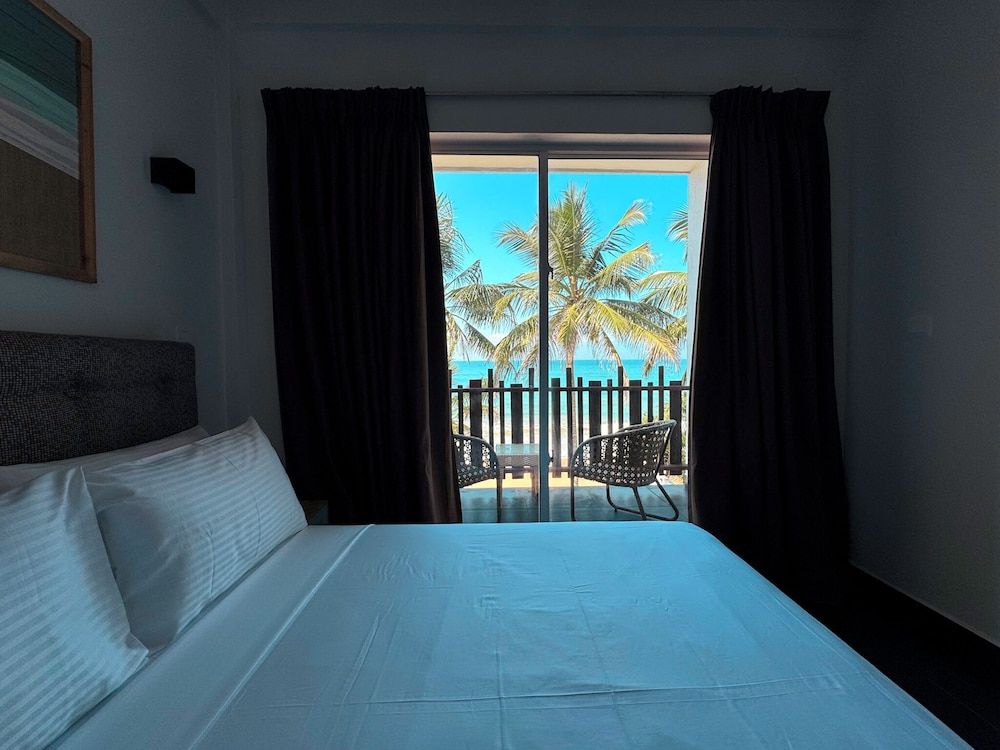 MOI Induruwa by DBI Deluxe Double Room, Balcony, Sea View 2