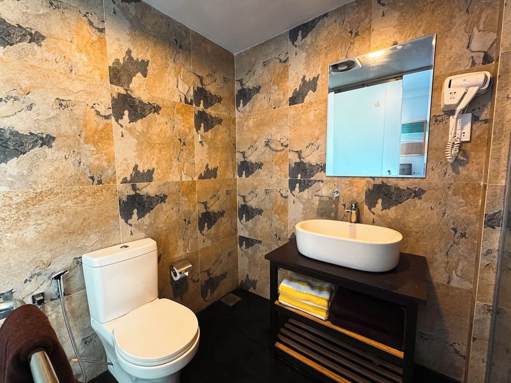 MOI Induruwa by DBI Family Room, Balcony, Sea View 6