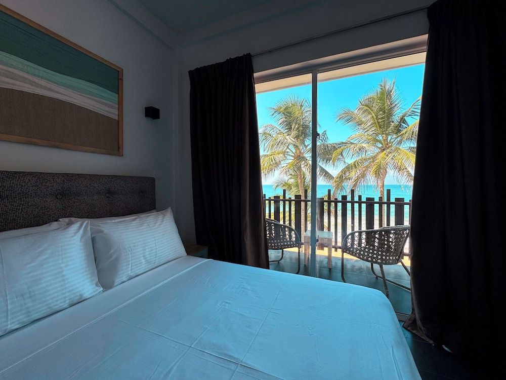 MOI Induruwa by DBI Deluxe Double Room, Balcony, Sea View 3