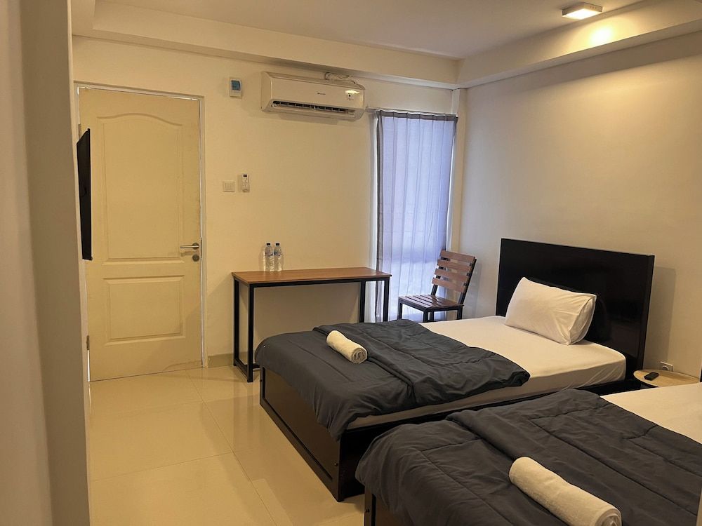 Bluebell House Twin Room 2