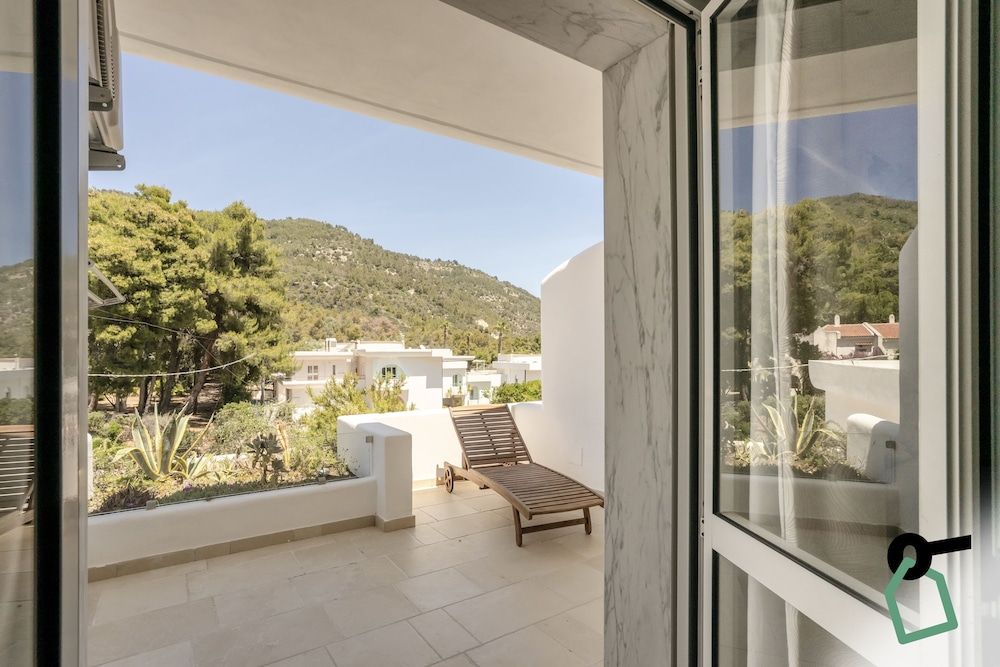 Hotiday Room Collection - Mattinata Faraglioni Triple Room 5