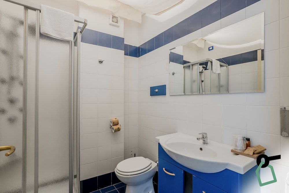 Hotiday Room Collection - Mattinata Faraglioni Triple Room 8