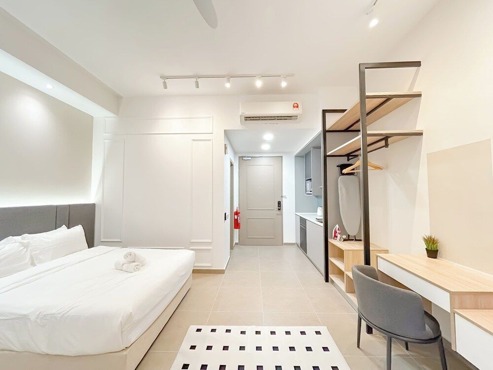 Mossaz by Manhattan Group Premium Studio 7