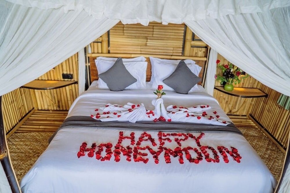 Ayo Hill Villa One Bedroom Villa & Villa, Hill View 3