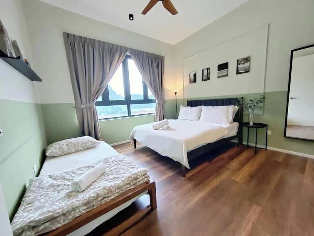 Superior Suite, 2 Bedrooms, Mountain View