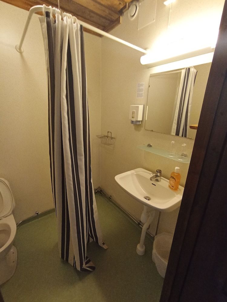 Hotell Amigo Basic Double Room 9