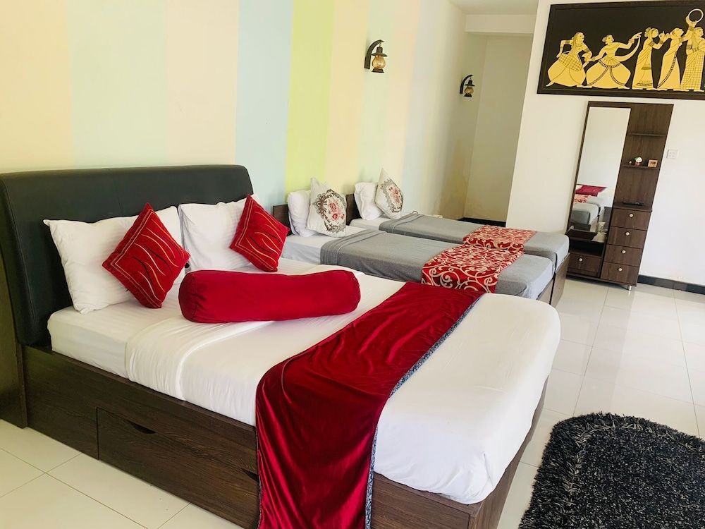 HERITAZ VILLA ELLA Deluxe Triple Room