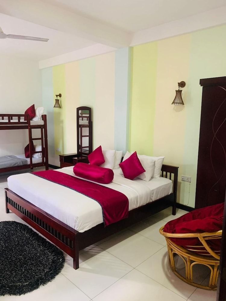 HERITAZ VILLA ELLA Deluxe Triple Room 8