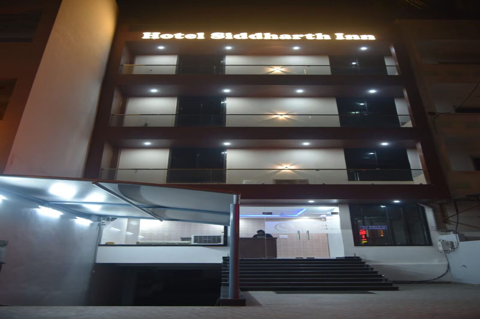 Hotel Siddharth Inn, Raipur Junction.