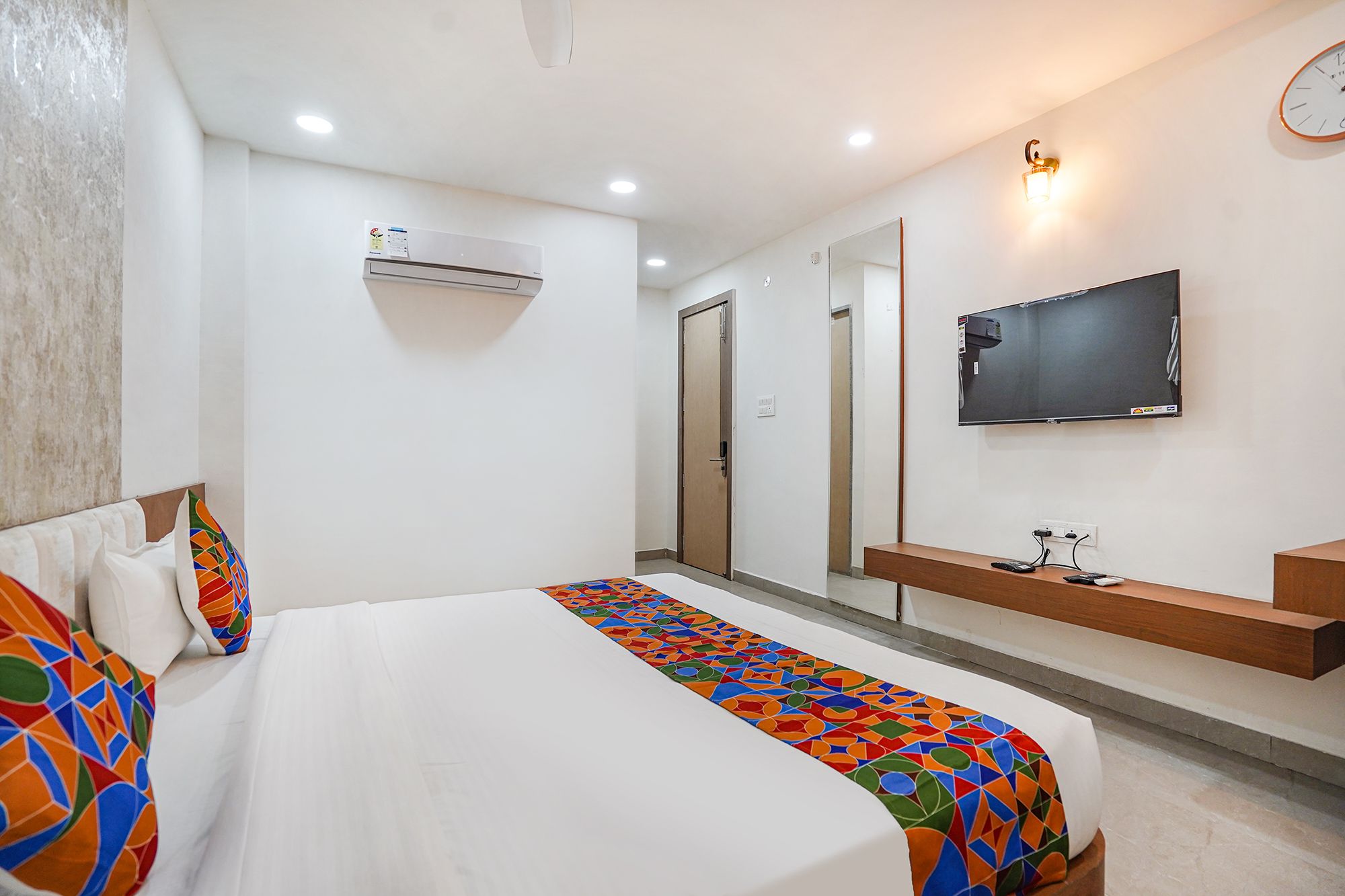 FabHotel Prime Jashan Paradise Deluxe Room 2