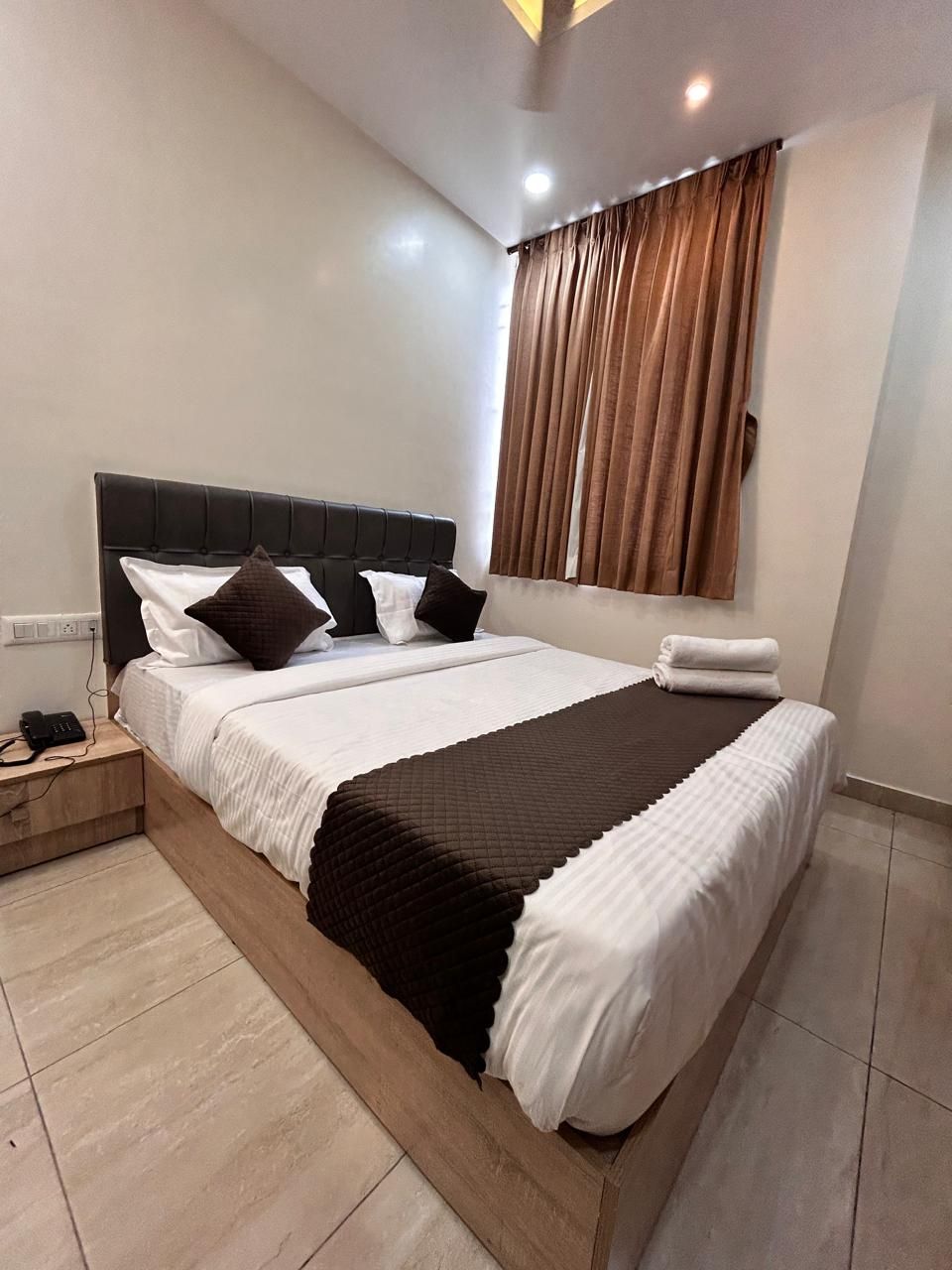 LE MYSURU PALACE STANDARD ROOM 3