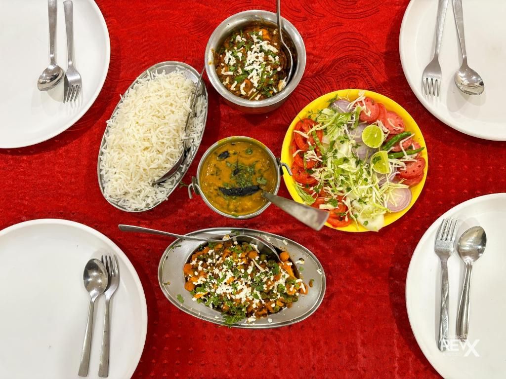 Food & Dining