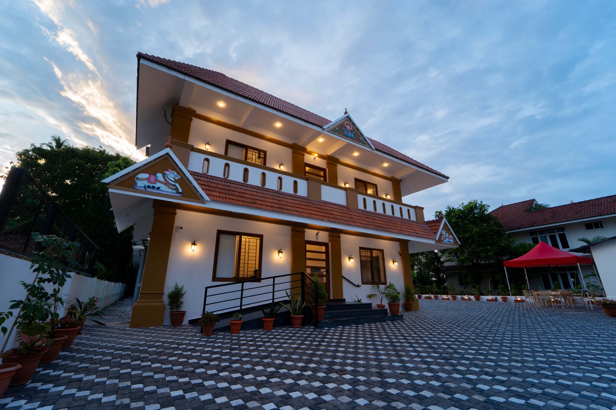 Hotel Exterior