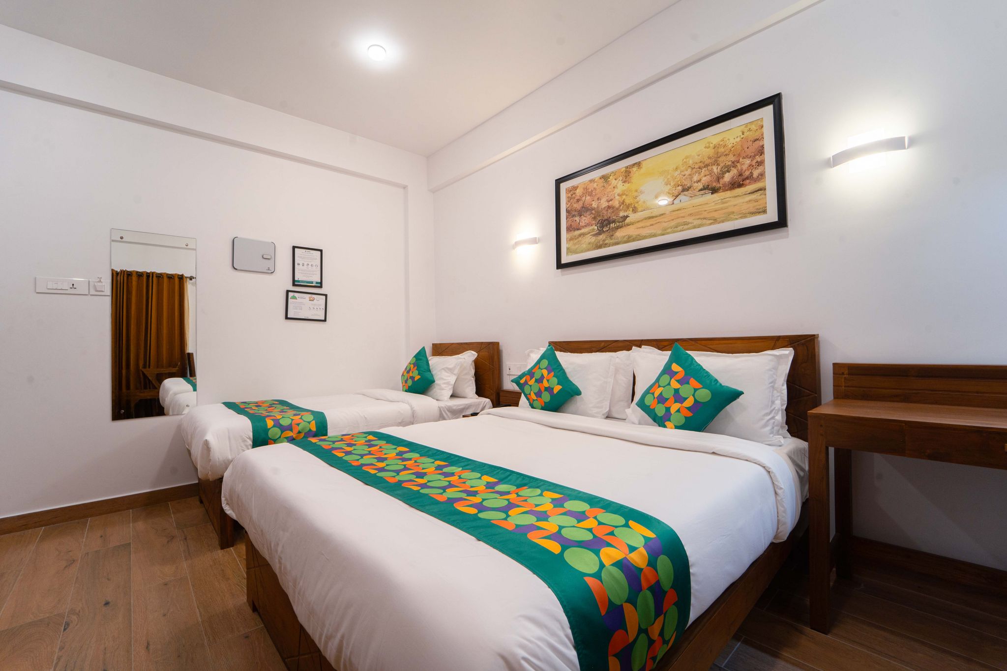 Treebo West Fort Divine	 Deluxe Room 5