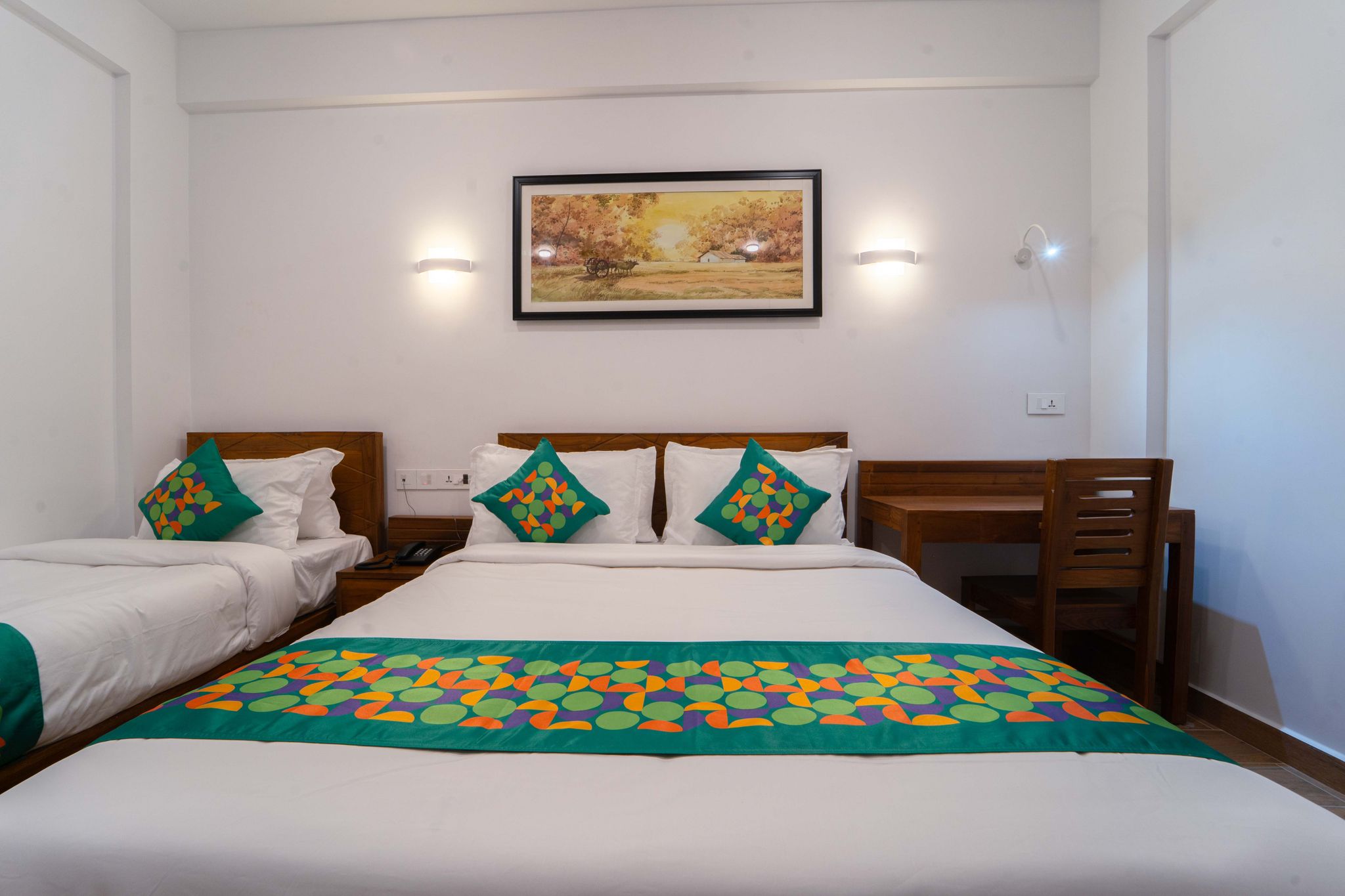Treebo West Fort Divine	 Deluxe Room 6