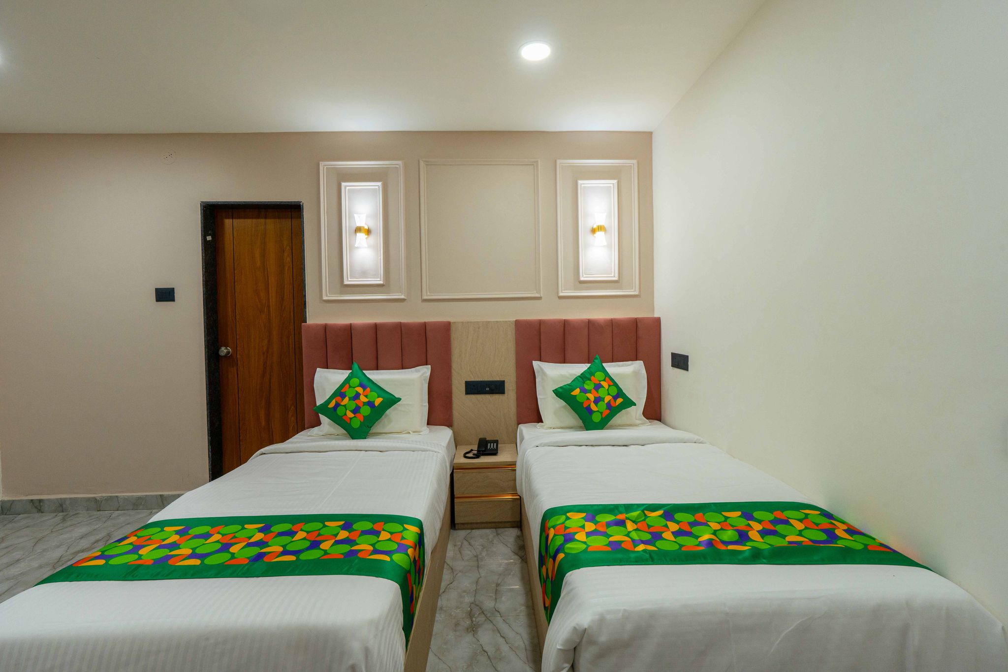 Treebo The Tree, Hinjewadi	 Standard room 4