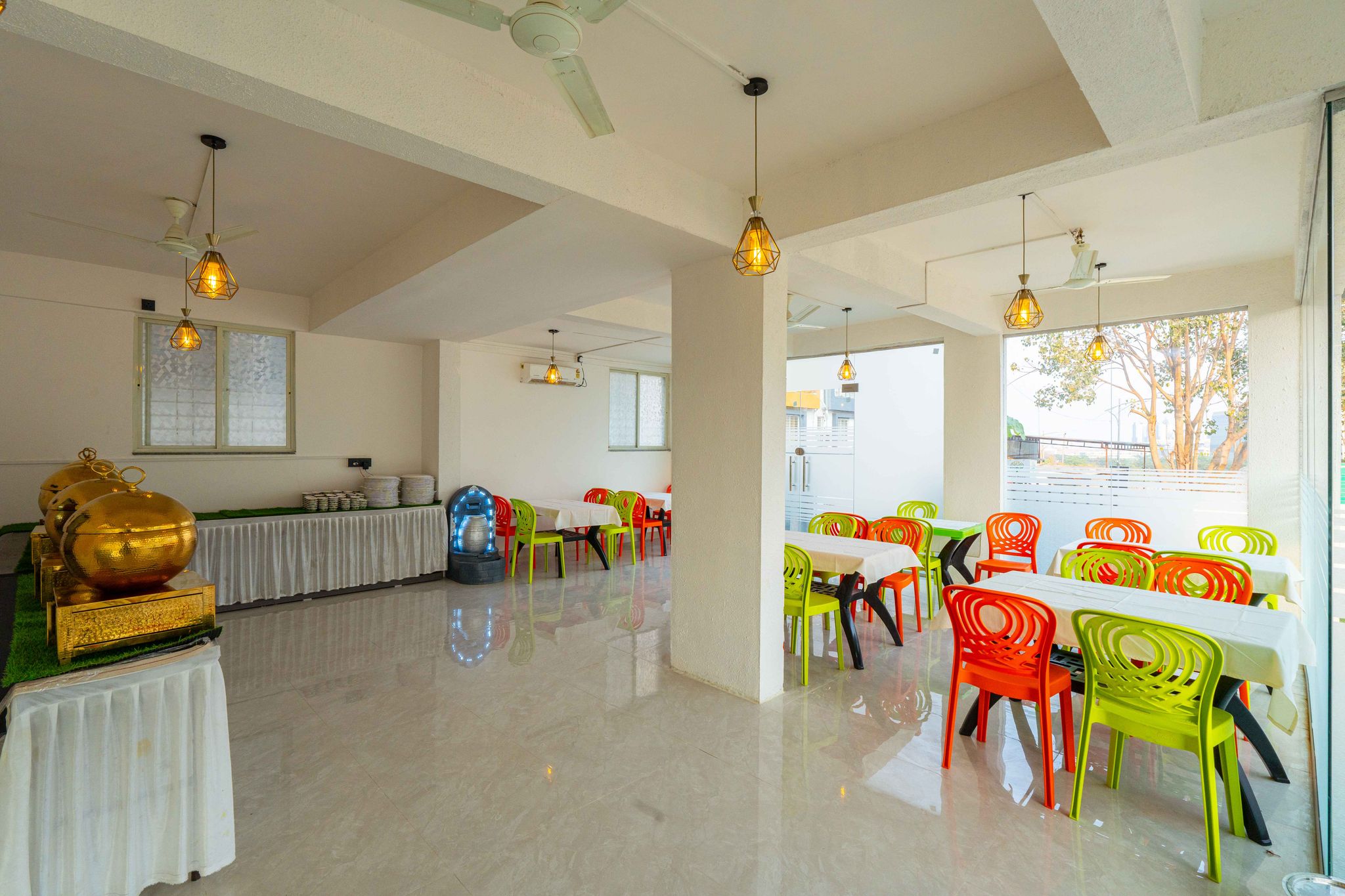 Food & Dining