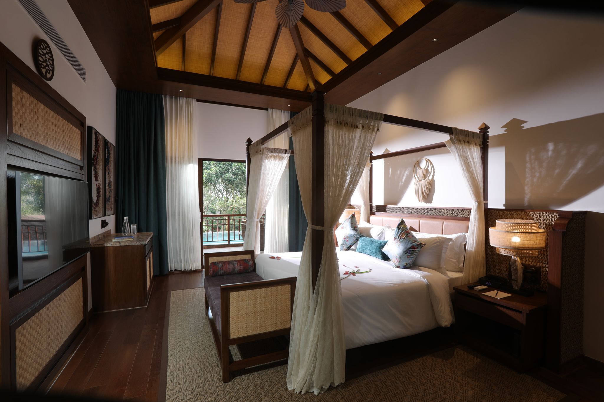 Timbertales Luxury Resort Coorg Mistwood Pool Villa