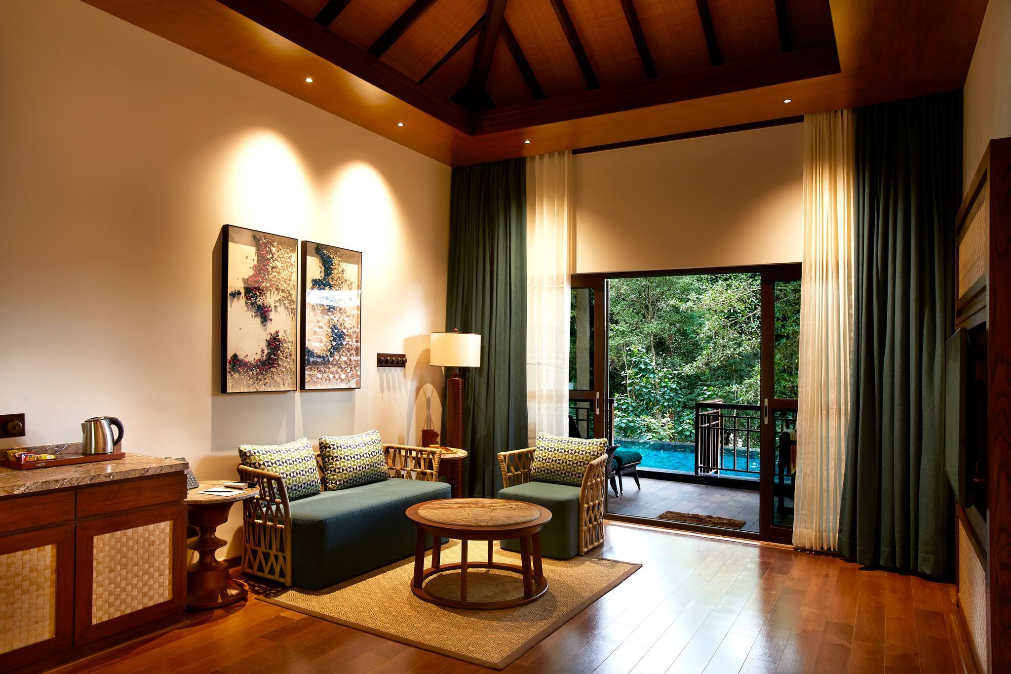 Timbertales Luxury Resort Coorg Mistwood Pool Villa 3