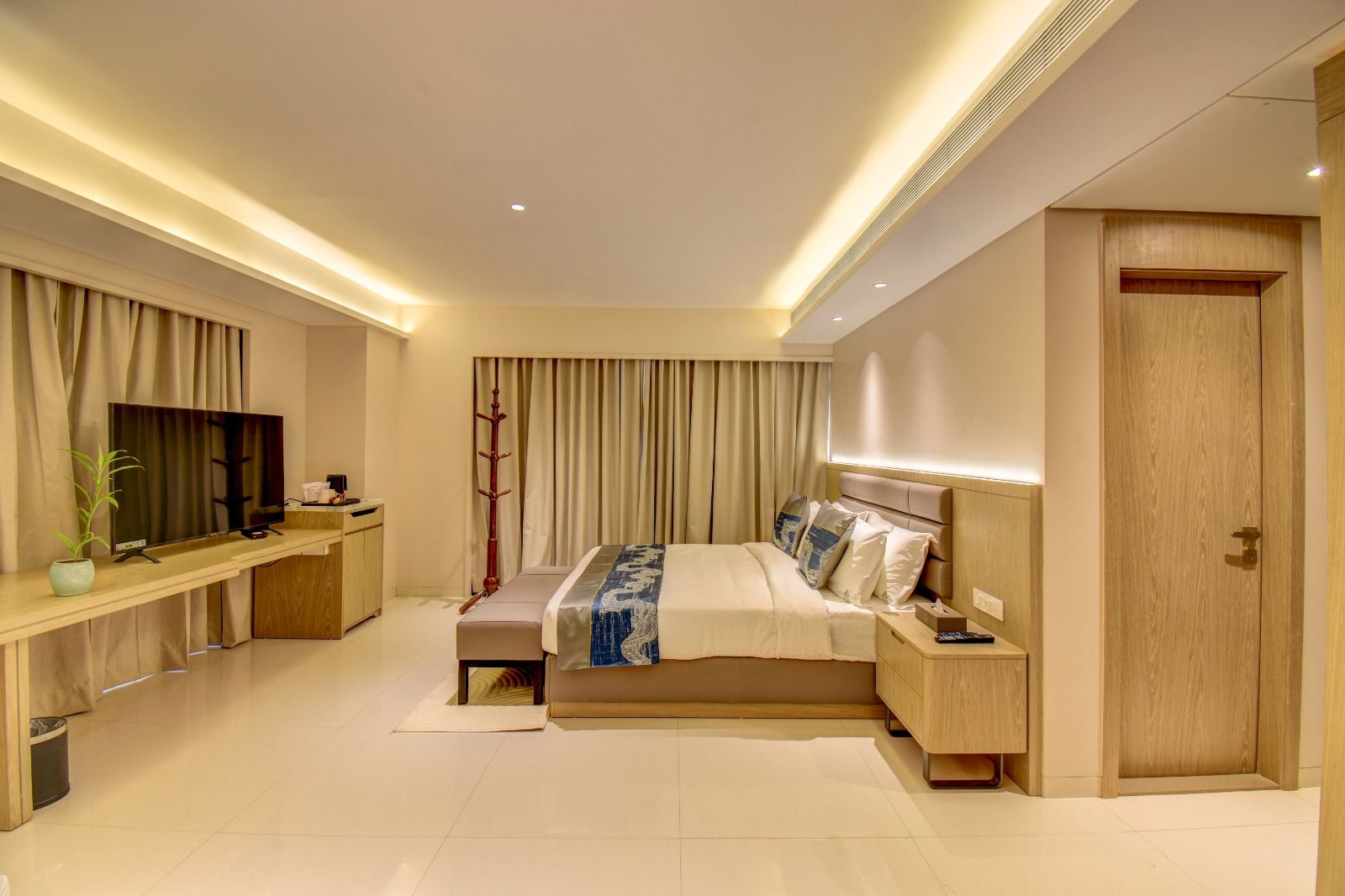 City Scape Suite