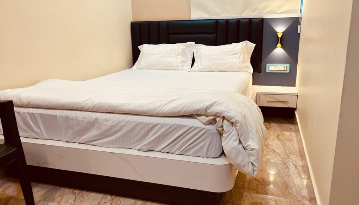 Hotel Lavasa Deluxe Room 2