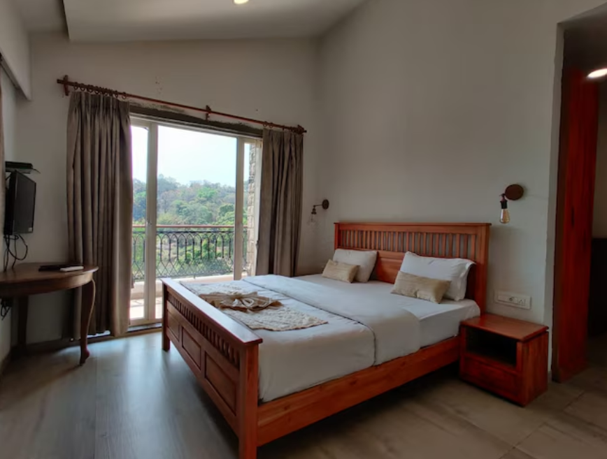 Wood Stock Acres Villa Resort Deluxe Room 5