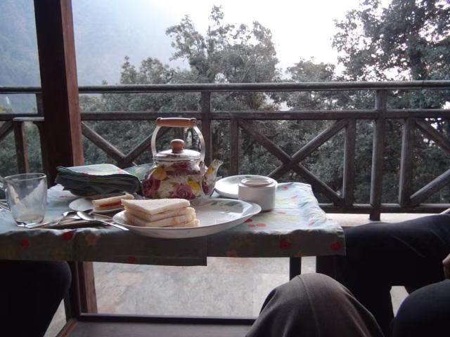 Woodside Retreat Pangot By Royal Collection Hotels Bulbul Deluxe Room 4