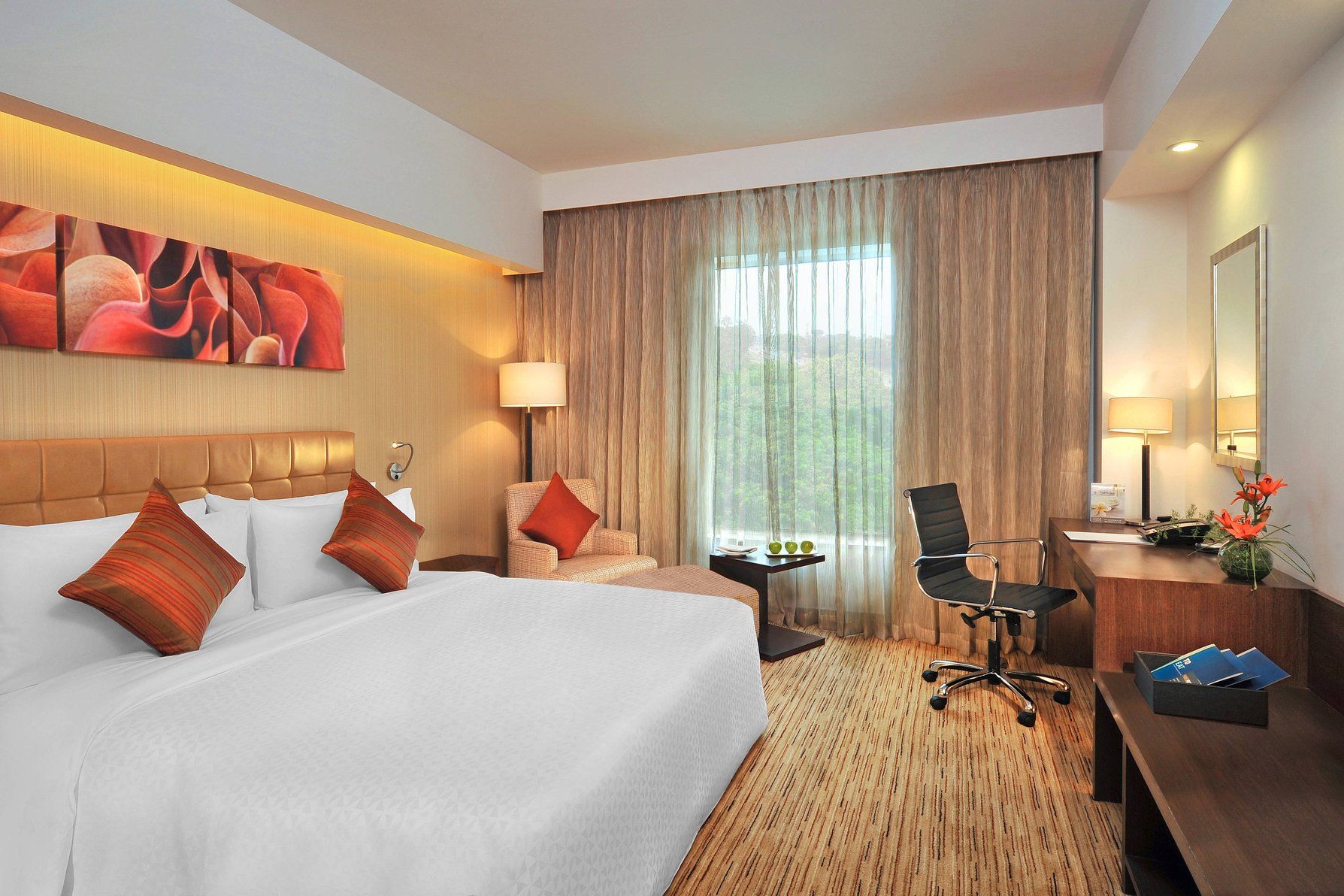 Deluxe Guest Room - King