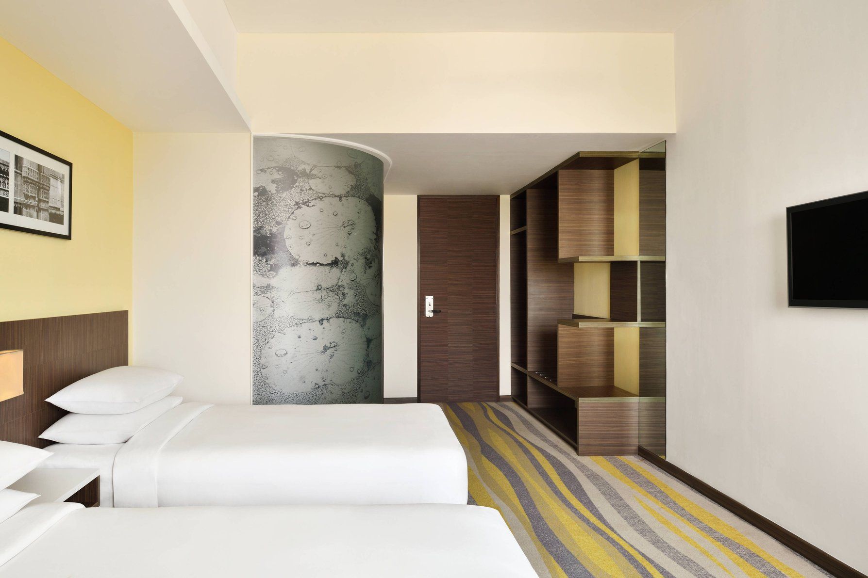 Superior Twin/Twin Guest Room