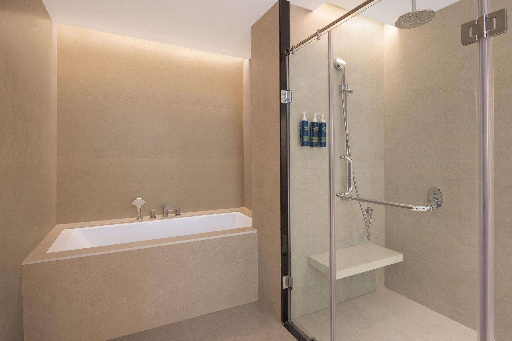 Four Points by Sheraton Nashik Suite, 1 King, City view 4
