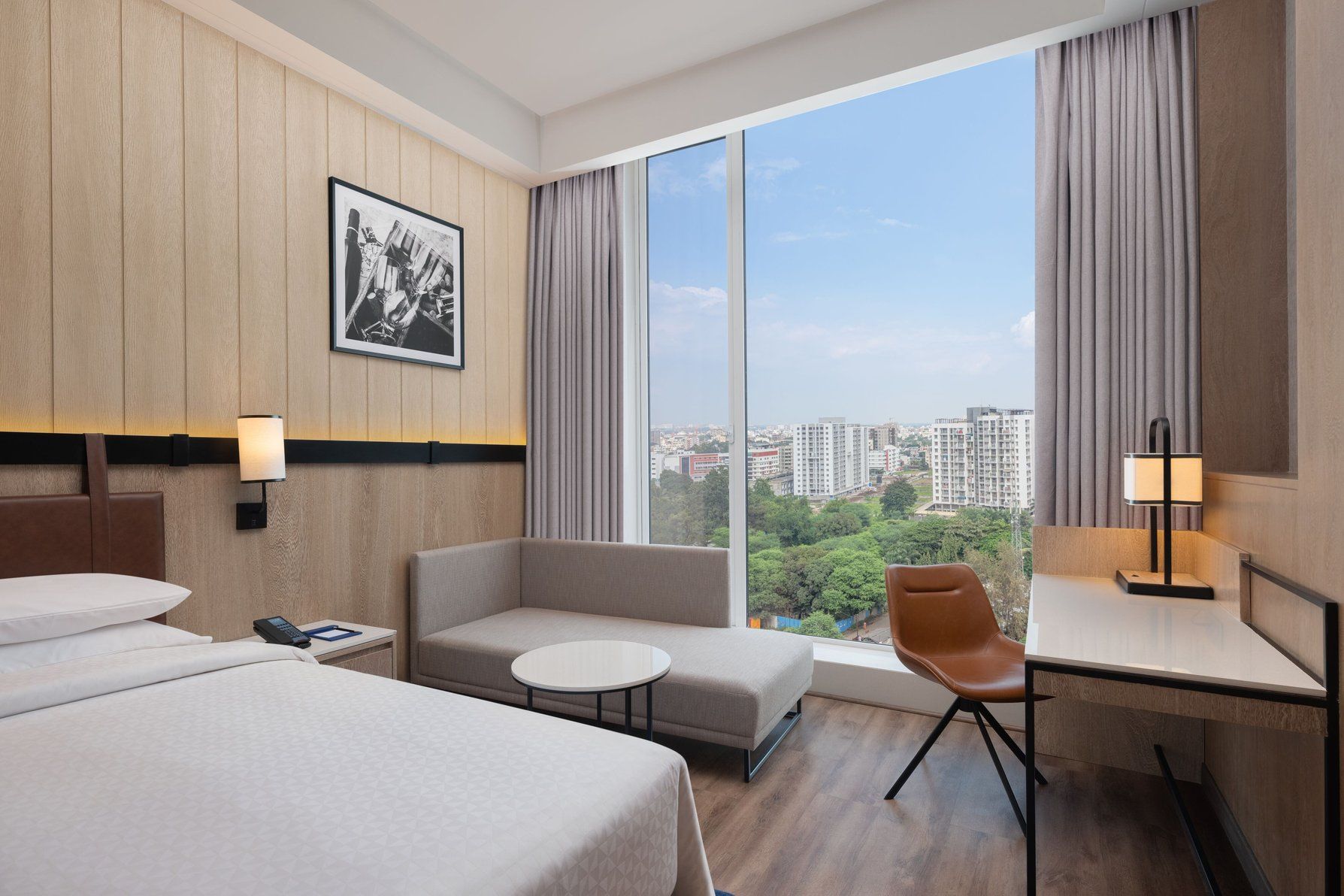 Four Points by Sheraton Nashik Superior, Guest room, 1 King, City view 2